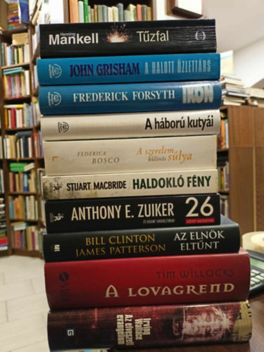 John Grisham, Frederick Forsyth Henning Mankell - Knyvcsomag, 10 db. Szrakoztat irodalom