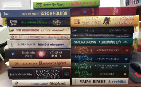 Maeve Binchy, Deveraux Jude, Ivan Klima, Benjamin Percy, Lauren Oliver, Emily Carmichael Judith Merkle Riley - 20 db romantikus KNYVMENT AJNLAT: Jonny Valentine szerelmes neke, Szex a holdon, Szerelem dlen, Nzz magadra!, Vltozsok ve, Mint a mennyben, Dublini vacsork,
