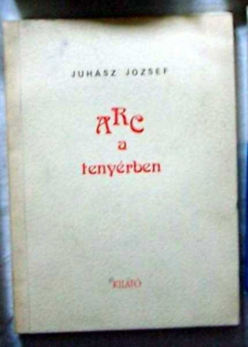 Juhász József - Arc a tenyérben
