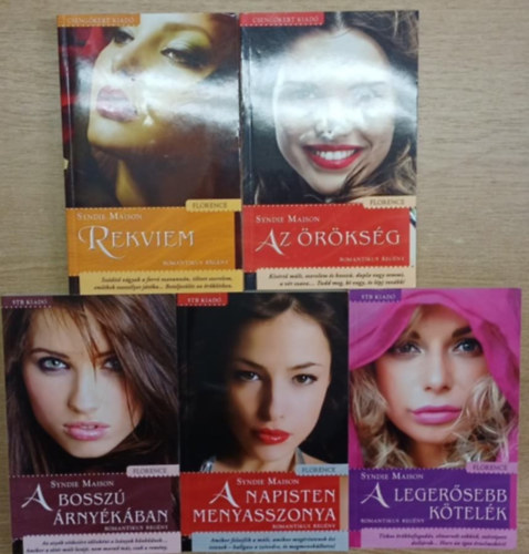 Syndie Maison - 5 db Syndie Maison romantikus reg�ny a Florence sorozatb�l: A leger�sebb k�tel�k - A napisten menyasszonya - A bossz� �rny�k�ban - Az �r�ks�g - Rekviem