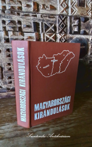SZERZ Dr. Csorba Csaba Dr. Krthy Mikls SZERKESZT Endrdi Lajos LEKTOR Cseh Kroly Fehr Mikls Hajd Sndor Kardi Kroly - Magyarorszgi kirndulsok STK, KIRNDULSOK, TRK GYALOG, GPKOCSIVAL S CSNAKKAL (Hasznos tudnivalk, A turistk kedvezmnyei, Magyarorszg szllslehetsgei, Hobbiturizmus, Orszgos turisztikai cmjegyzk) Sajt kppe