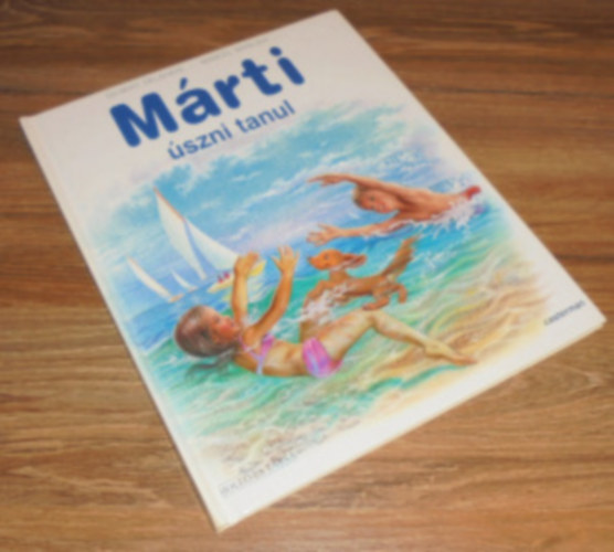 Delahaye; Marlier - Márti úszni tanul