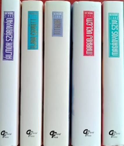 Katherine Stone - 5 db-os romantikus k�nyvcsomag (�lmok sz�rny�n / �jra egy�tt / Titkok / Maradj velem / Mag�nyos sz�v)