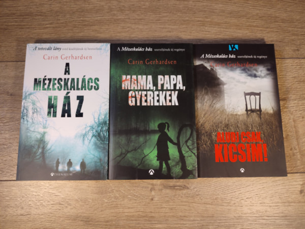 Carin Gerhardsen - Hammarby-tril�gia 1-3. (A m�zeskal�cs h�z; Mama, papa, gyerekek; Aludj csak, kicsim!)
