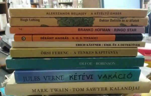 Hugh Lofting, Branko Hofman, Dékány András, Erich Kästner, Örsi Ferenc, Defoe, Jules Verne, Mark Twain Alekszandr Beljajev - 9 db-os KÖNYVMENTŐ AJÁNLAT, ifjúsági: A kétéltű ember+ Doktor Dolittle és az állatok+ Ringo Star+ S.O.S. Titanic!+ Emil és a detektívek+ A Tenkes kapitánya+ Robinson+ Kétévi vakáció+ Tom Sawyer kalandjai