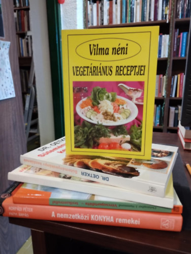 Dr. Kós Gábor-Csizmadia András, Christopher J. Hammond, Korpádi Péter-Patyi Árpád Oetker - Gasztro könyvcsomag 5 darabos KÖNYVMENTŐ AJÁNLAT: Vilma néni vegetáriánus receptjei, Süteményeskönyv kezdőknek, Főzőcske lépésről lépésre, Vércsoportdiéta- testkontrollal, A nemzetközi konyha remekei