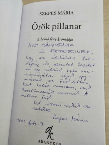Szepes Mária - Örök pillanat (a felizzó fény krónikája)