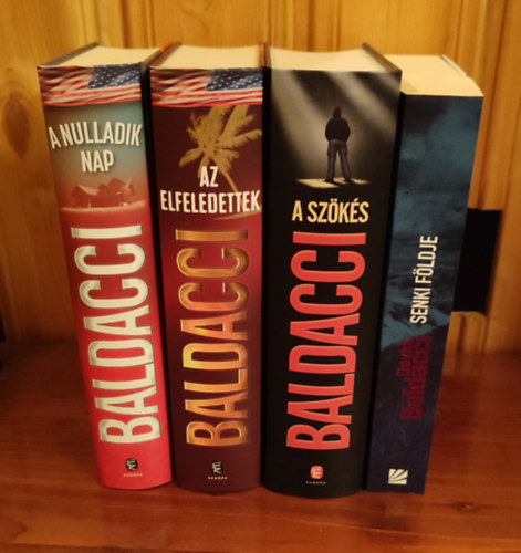 David Baldacci - John Puller sorozat 1-4. (A nulladik nap, Az elfeledettek, A szks, Senki fldje)
