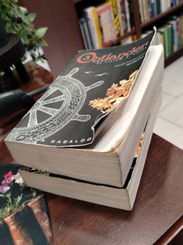 Diana Gabaldon - Outlander 3. - Az utazó I-II. kötet