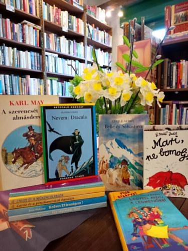 G. Szab� Judit, Cecile Aubry, Oliver Cohen, May Karl, Katherine L. Oldmeadow, Kate Wolf, Jean Webster Thomas Brezina - ---