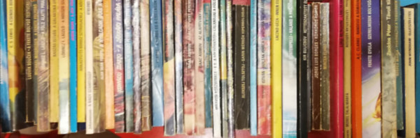 Kozmosz fantasztikus k�nyvek 43 db