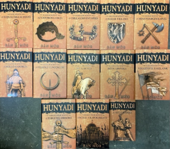 B�n M�r - Hunyadi ciklus (1-12 + 1 k�tet )