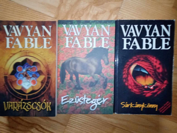 Vavyan Fable  Vavyan Fable (Molnr va) - (3 db) Vavyan Fable regny: Varzscsk / Ezstegr / Srknyknny