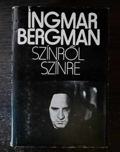 Ford�t�k: Bart Istv�n Csatl�s J�nos Gy�rffy Mikl�s Kuczka P�ter K�nos L�szl� Osztovits Cec�lia Ingmar Bergman - Sz�nr�l sz�nre - Forgat�k�nyvek (A hetedik pecs�t / A nap v�ge / Tril�gia / Persona / R�tus / Szenved�ly / Suttog�sok, sikolyok / Jelenetek egy h�zass�gb�l / Sz�nr�l sz�nre / K�gy�toj�s)