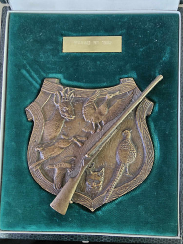 Mavad Rt. 1992 vadászat tematikájú jelvény