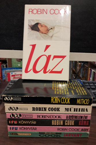 Robin Cook - 7 db-os Robin Cook KNYVMENT AJNLAT: Jrvny+Agy+Kma+A gytrelem ve+Mhiba+Mutci+Lz