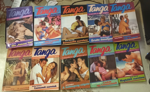 M.R.Heinze, Sara Carnaby, Harriet Hawke, Több szerző Edna Meare - 10 db Tanga romantikus füzet