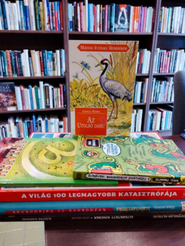Daniel Pinkwater, Michael Pollard, Alison Jenkins, John Malam, Vncsa Istvn Igncz Rzsa - Ifjsgi knyvcsomag 6 darabos KNYVMENT AJNLAT : Az utols daru, A titokzatos gykzenekar trtnete, A Vilg 100 Legnagyobb Katasztrfja, Szalvtatechnika kezdknek s haladknak, Eltemetett kincsek, Hrvilg