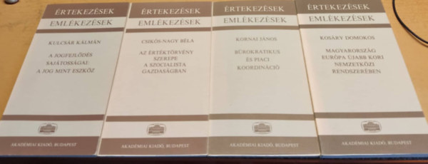 Kornai Jnos, Csiks-Nagy Bla, Kulcsr Klmn Kosry Domokos - 4 db rtekezsek, emlkezsek: A jogfejlds sajtossgai: A jog mint eszkz; Az rtktrvny szerepe a szocialista gazdasgban; Brokratikus s piaci koordinci; Magyarorszg Eurpa jabb kori nemzetkzi rendszerben