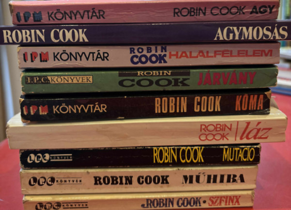 Robin Cook - Robin Cook 9 db krimi könyv (Agy Agymosás Halálfélelem Járvány Kóma Láz Mutáció Műhiba Szfinx)