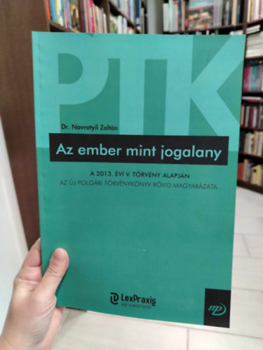 Navratyil Zolt�n - Az ember mint jogalany a 2013. �vi V. t�rv�ny alapj�n