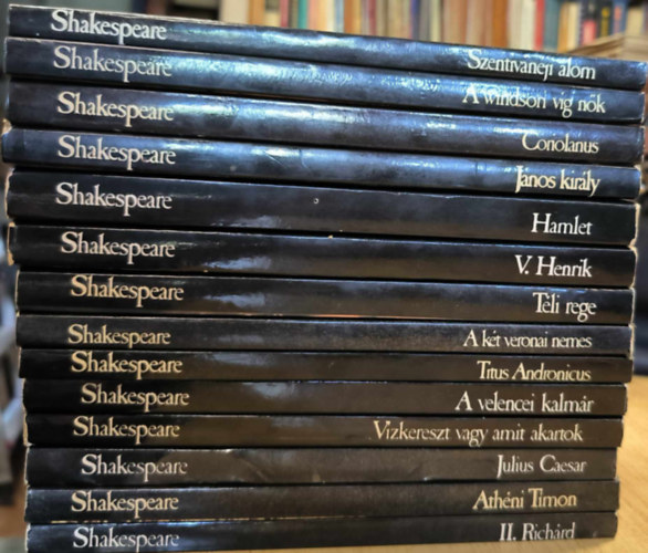 14 db William Shakespeare dr�ma