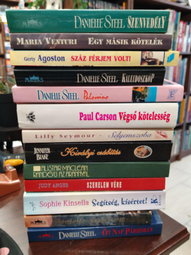 Maria Venturi, Gerty Agoston, Paul Carson, Lilly Seymour, Jennifer Blake, Alistair MacLean, Judy Anger, Sophie Kinsella Danielle Steel - K�NYVMENT� AJ�NLAT, 13 DB. Romantika. Szenved�ly, Egy m�sik k�tel�k, Sz�z f�rjem volt!, Kaleidoszk�p, Palomino, V�gs� k�teless�g, Selyemszoba, Kir�lyi cs�b�t�s, Randev� az arannyal, Szerelem v�re, Seg�ts�g, k�s�rtet!, Kil�t�