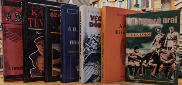 A. J. P. Taylor, Johannes hquist, Seymour Freiden - William Richardson, Ian V. Hogg, Michael Burleigh, Kenneth Macksey, Robin Cross - 7 db II. Vilghbor: A hbor urai; A Fhrer Birodalma; Vgzetes dntsek; A II. vilghbor nmet titkos fegyverei; Szembeslve a nci mlttal; A II. Vilghbor katonai tvedsei; A Sas buksa (A harmadik birodalom utols na