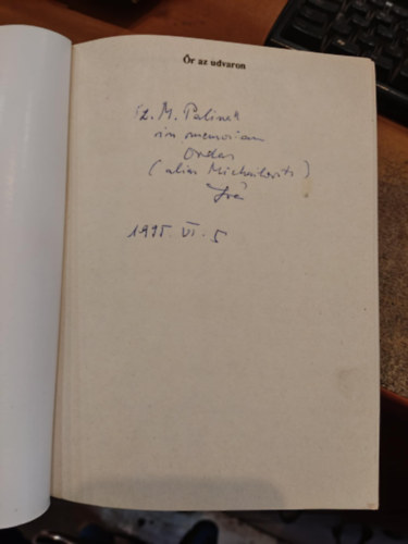 Ordas Iv�n - �r az udvaron