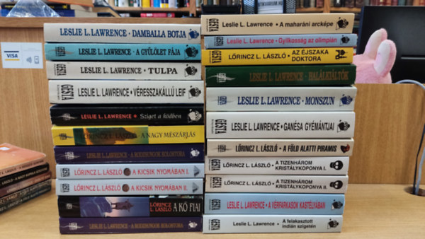 Lőrincz L. László Leslie L. Lawrence (Leslie L. Lawrence) - Lőrincz L. László csomag: Damballa botja + A gyűlölet fája + Tulpa + Véresszakállú Leif + Sziget a ködben + A nagy mészárlás + A rodzsungok kolostora + A kicsik nyomában I-II + A kő fiai + A maharáni arcképe + Gyilkosság az olimpiá