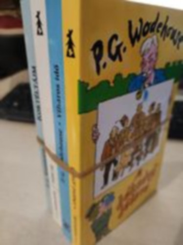 P. G. Wodehouse - Kokt�lt�jm+ T�zes v�z + A j�kedv� j�tev� + Viharos id�