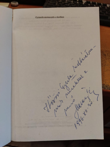 Mer�nyi K�roly - Gy�m�lcstermeszt�s a kertben