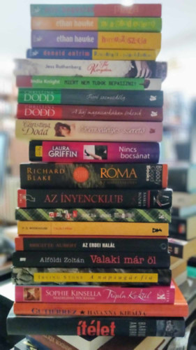 Christina Dodd, Laura Griffin, P. G. Wodehouse, Sophie Kinsella, Brdos Andrs, Richard Blake Ethan Hawke - 20 db vegyes tematikj m: tlet+Havanna kirlya+Tripla koktl+A napsugr fia+Valaki mr l+Az erdei hall+Tallt pnz+Grbljek meg, ha igazat mondok+Az nyencklub+Rma/Az sszeeskvs+Nincs bocsnat+Szenvedlyes szeret+A b