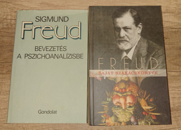 Sigmund Freud - 2 k�nyv Freudt�l: Bevezet�s a pszichoanal�zisbe + Freud saj�t szak�csk�nyve