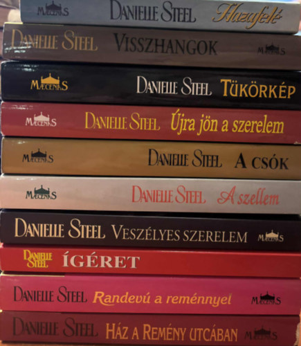 Danielle Steel - 10 db Danielle Steel romantikus kötet