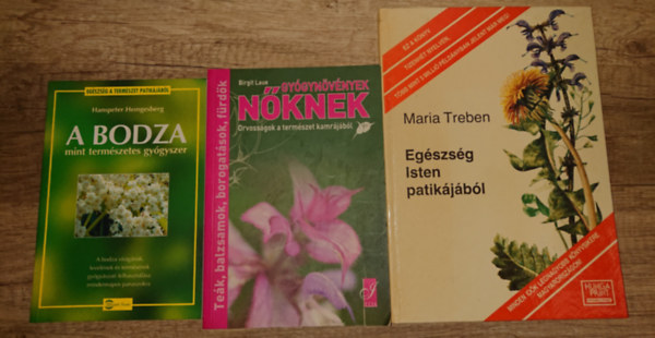 Hanspeter Hemgesberg, Birgit Laue Maria Treben - 3 k�nyv a term�szetgy�gy�szatr�l: A bodza mint term�szetes gy�gyszer, Gy�gyn�v�nyek n�knek, Eg�szs�g Isten patik�j�b�l