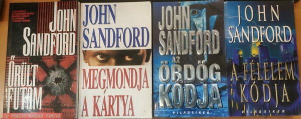 John Sandford - Kidd sorozat 1-4. (Őrült futam, Megmondja a kártya, Az ördög kódja, A félelem kódja)
