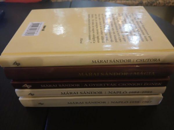 M�rai S�ndor - A gyerty�k csonkig �gnek + M�gia + Csutora + Napl� 1984-1989 + Napl� (1958-1967) 5db