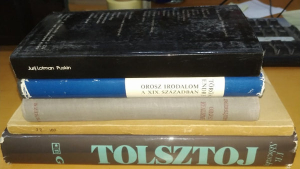 Dobroljubov, Trk Endre, Karancsy Lszl, Sklovszkij Jurij Lotman - 5 db Orosz irodalom: Puskin + Orosz realizmus + Orosz irodalom a XIX. szzadban + Az orosz irodalom trtnete a XIX. sz. els felben (1800-1855) + Tolsztoj