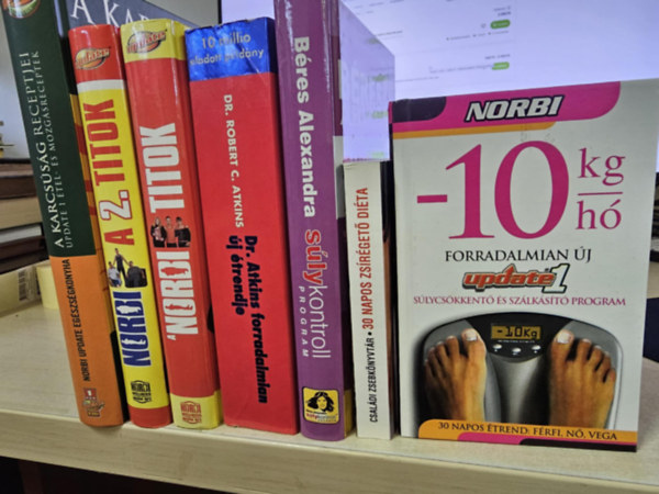 Robert C. Dr. Atkins, B�res Alexandra Schobert Norbert - 7db eg�szs�ges �letm�d k�tet, K�NYVMENT� AJ�NLAT: A karcs�s�g receptjei+ A Norbi-titok 1-2+ Dr. Atkins forradalmian �j �trendje+ S�lykontroll program+ -10kg/h�+ 30 napos zs�r�get� di�ta