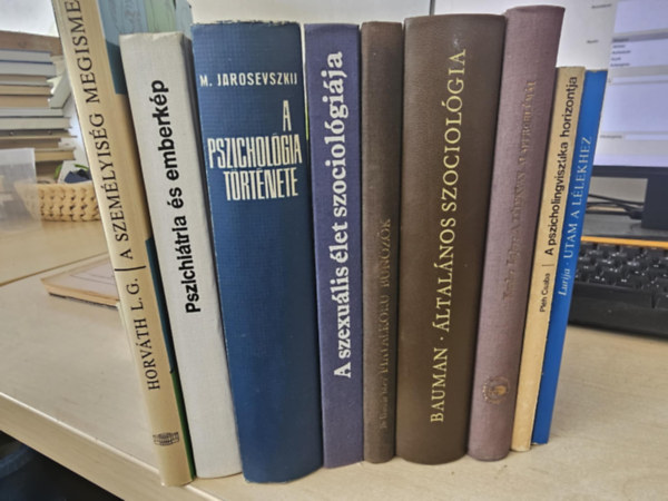 M. Jarosevszkij, dr. Huszr Tibor, Bauman, Kardos Lajos, Plh Csaba, Alekszandr R. Lurija Horvth L. G. - 10db pszicholgia ktet, KNYVMENT AJNLAT: A szemlyisg megismerse+ Pszichitria s emberkp+ A pszicholgia trtnete+ A szexulis let szociolgija+ Fiatalkor bnzk+ ltalnos szociolgia+ A llektan alapproblm