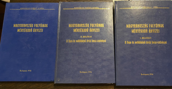 Bencsik Bla - Magyarorszg folyinak mrtkad rvizei - 2 mellklettel: A Duna s mellkfolyi rvzi hossz-szelvnyei valamint a Tisza s mellkfolyi rvzi hossz-szelvnyei