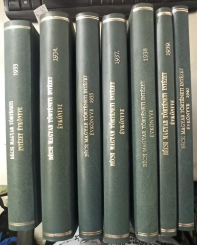 Angyal Dvid (szerk.) - 7 db A Grf Klebelsberg Kuno Magyar Trtnetkutat Intzet vknyve: 1933., 1935., 1937-1940