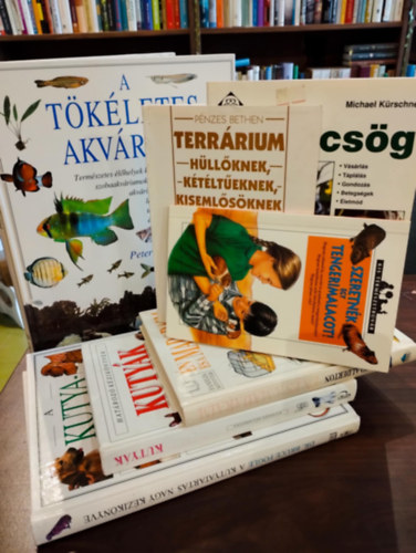 Dr. Bruce Fogle, David Alderton, Michael Krschner, Dr. Pnzes Bethen, Pnzes Bethen, Jean Cuvelier Peter W. Scott - Hobbillatok knyvcsomag 7 darabos KNYVMENT AJNLAT: A tkletes akvrium, A kutyatarts nagy kziknyve (Nlklzhetetlen gyakorlati tmutat), Kutyk - Hatroz kziknyvek, n s a madaraim, A hrcsg, Terrrium hll