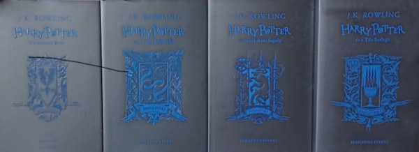 J. K. Rowling - Harry Potter Jubileumi kiads - Hollht 1-4.: Harry Potter s a blcsek kve  + Harry Potter s a titkok kamrja + Harry Potter s az azkabani fogoly  + Harry Potter s a Tz Serlege