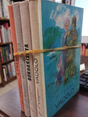 J. F. Cooper - Brharisnya + A prri + Vadl + Nyomkeres (4 db. indinregny)