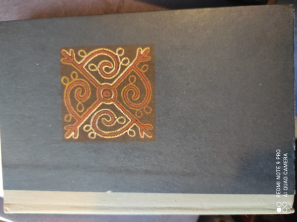 Szekeres Knefély Klára (szerk) - A kilenc pávalány és az aranyalmafa