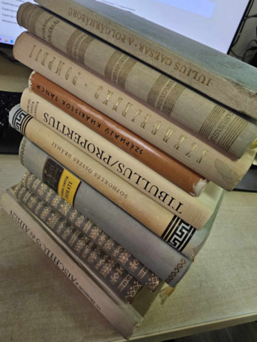 Horatius, Sophoklés, Tibullus és Propertius, Marija J. Szergejenko, Iulius Caesar Geroge Thomson - 9db ókori irodalom KÖNYVMENTŐ AJÁNLAT: Homér és Osszián I-II. + Aischylos és Athén + Horatius összes versei -Opera omnia Horati+ Sophoklés összes drámái+ Tibullus és Propertius összes költeményei + Széphajú khariszok tánca+ Pompe