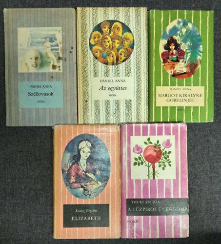Dniel Anna, Kertsz Erzsbet, Thury Zsuzsa - (5db) Cskos Knyvek ifjsgi knyvcsomag a 12-16. ves korosztly szmra: Szllovasok / Az egyttes / Margot kirlyn goblenjei / Elizabeth / A tzpiros veggmb
