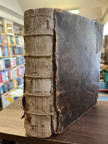 Scriptores Rerum Hungaricarum Veteres Ac Genuini I-II.